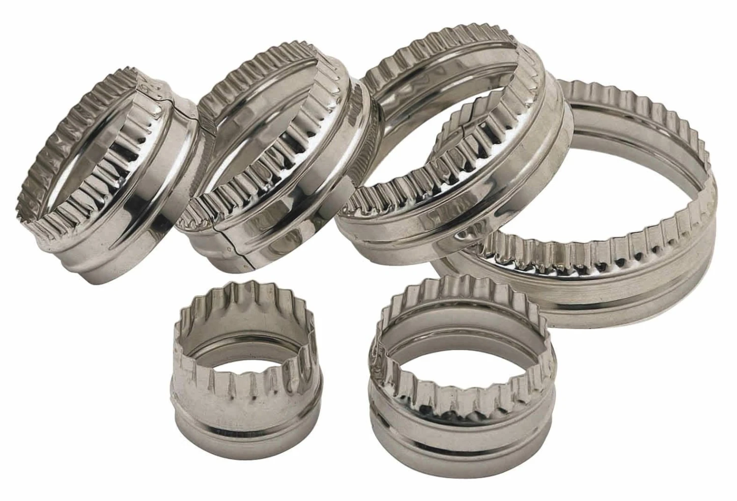 KitchenCraft Stainless Steel Double Edged Round Pastry Cutters Set Of 6 3 KitchenCraft Stainless Steel Double Edged Round Pastry Cutters Set Of 6