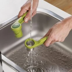 Joseph Joseph Helix Garlic Press 9 Joseph Joseph Helix Garlic Press -Kitchenware Discount Store 27431 19150